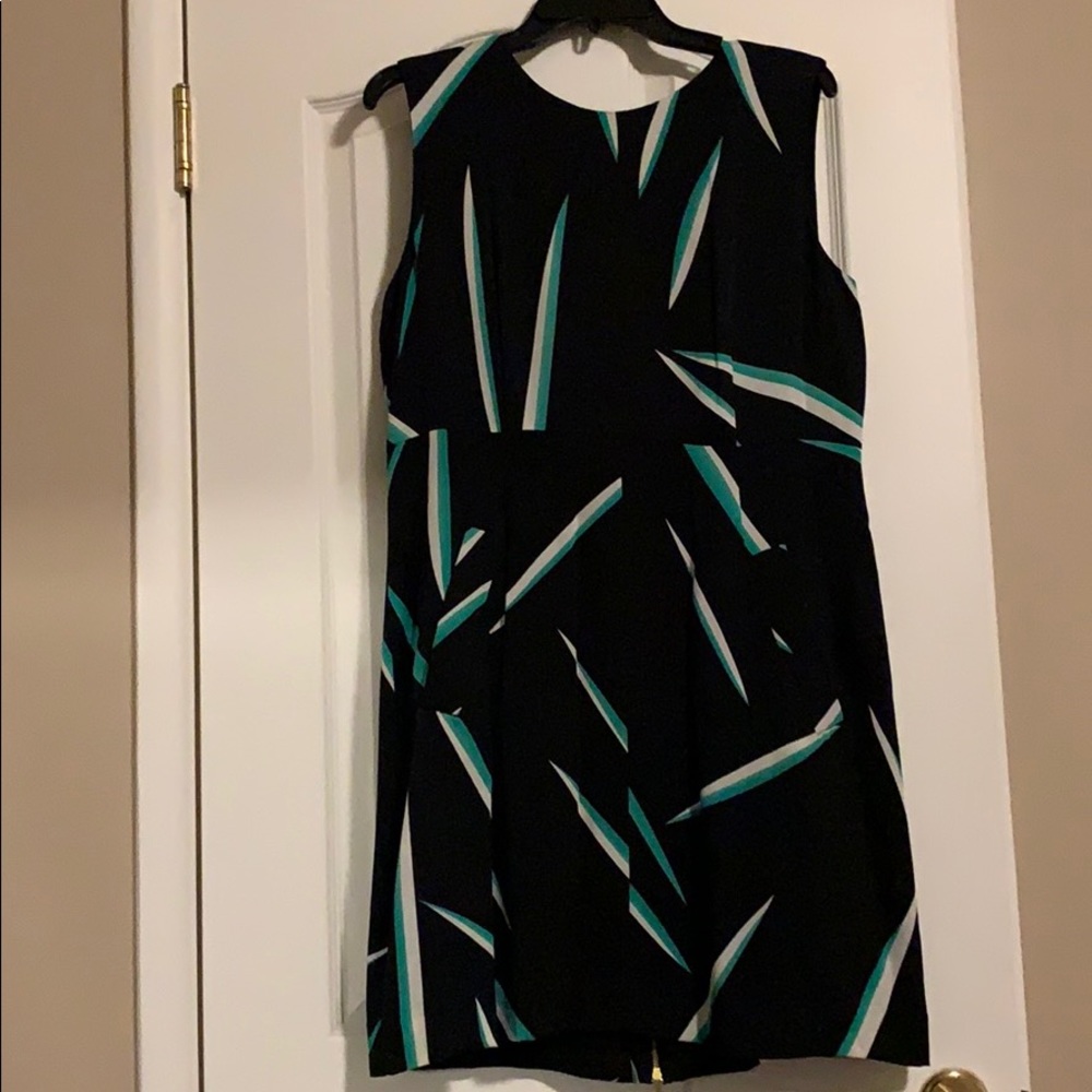 BNWT Diane von Furstenberg Carpreena Silk Back Zip Dress 14 ⭐️HOST PICK!⭐️ - Picture 3 of 7